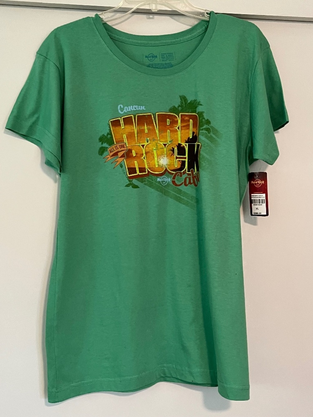Hard Rock Cafe Cancun Graphic Tee XL Green NWT
